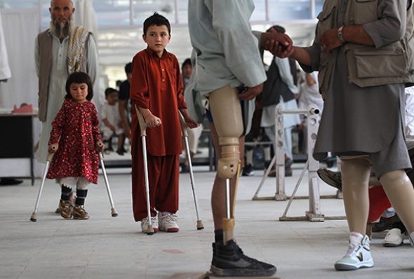د معلولیت لرونکو نړیواله ورځ؛ افغانستان کې هر کال ۱۳ زره کسان معلول کیږي