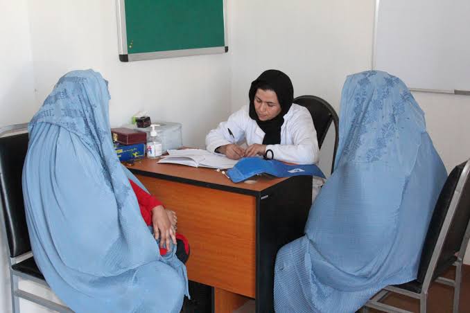 Health care for women in Afghanistan hit by aid cuts: HRW